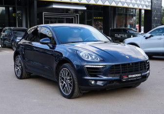 Подержанный автомобиль Porsche Macan 2016 года (3 фото)