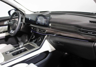 Подержанный автомобиль Exeed VX 2022 года (5 фото)