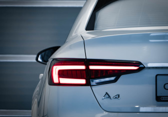 Подержанный автомобиль Audi A4 Sedan 2018 года (35 фото)