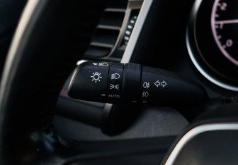 Подержанный автомобиль Toyota Camry Sedan 2021 года (28 фото)