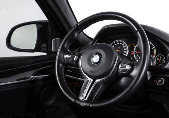 Подержанный автомобиль BMW X6 M 2018 года (17 фото)