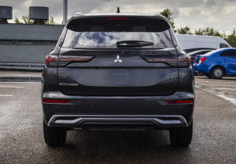 Новый Mitsubishi Outlander 2025 (6 фото)