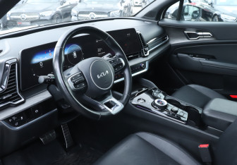 Подержанный автомобиль Kia Sportage 2022 года (13 фото)