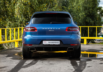 Подержанный автомобиль Porsche Macan 2018 года (5 фото)