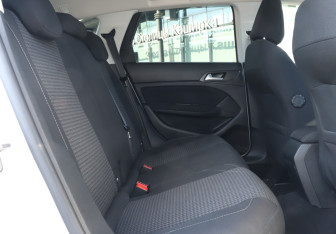 Подержанный автомобиль Peugeot 308 Wagon 2018 года (10 фото)