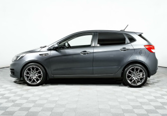 Подержанный автомобиль Kia Rio Hatchback 2017 года (3 фото)