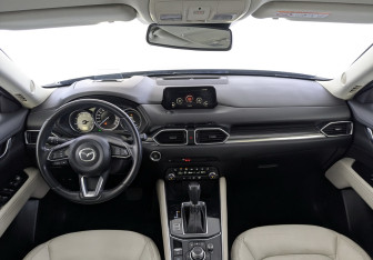 Подержанный автомобиль Mazda CX-5 2019 года (14 фото)