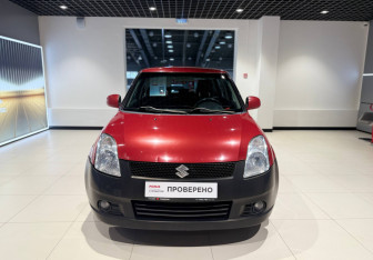 Подержанный автомобиль Suzuki Swift Hatchback 2007 года (6 фото)