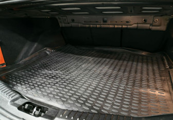 Подержанный автомобиль Ford Mondeo Sedan 2013 года (14 фото)