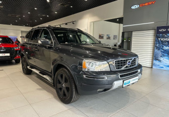 Подержанный автомобиль Volvo XC90 2010 года (3 фото)