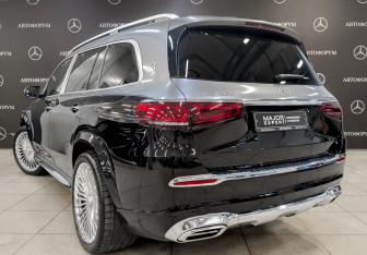 Подержанный автомобиль Mercedes-Benz Maybach GLS 2021 года (7 фото)