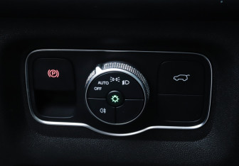 Подержанный автомобиль Chery Tiggo 9 2024 года (23 фото)