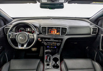Подержанный автомобиль Kia Sportage 2021 года (14 фото)