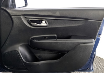 Подержанный автомобиль Kia Rio Hatchback 2021 года (24 фото)