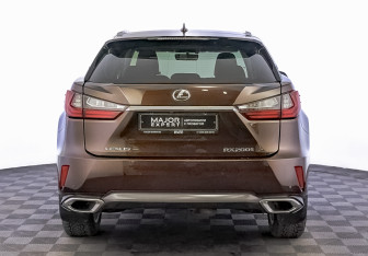 Подержанный автомобиль Lexus RX 2017 года (6 фото)
