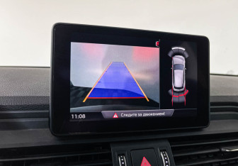 Подержанный автомобиль Audi Q5 2017 года (18 фото)