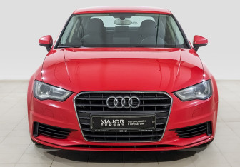Подержанный автомобиль Audi A3 Sedan 2015 года (2 фото)