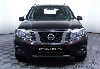 Подержанный автомобиль Nissan Terrano 2020 года (2 фото)