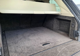 Подержанный автомобиль Land Rover Range Rover 2015 года (19 фото)
