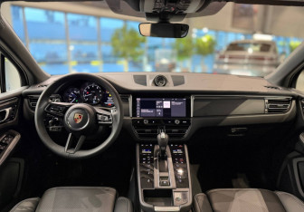 Новый Porsche Macan 2025 (9 фото)