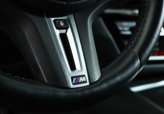 Подержанный автомобиль BMW M5 Sedan 2018 года (26 фото)