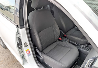 Подержанный автомобиль Skoda Rapid Liftback 2021 года (21 фото)