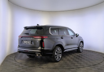 Подержанный автомобиль Exeed VX 2024 года (5 фото)