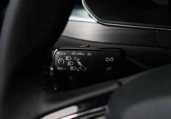 Подержанный автомобиль Skoda Superb Liftback 2020 года (27 фото)