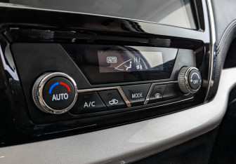 Подержанный автомобиль DongFeng DF6 2022 года (26 фото)