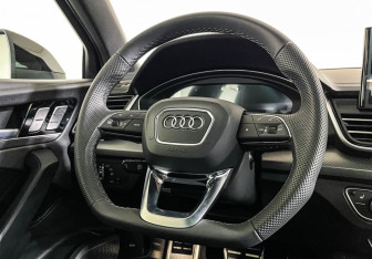Подержанный автомобиль Audi Q5 2025 года (14 фото)