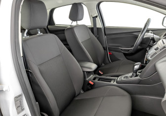 Подержанный автомобиль Ford Focus Hatchback 2018 года (23 фото)