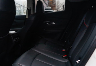 Подержанный автомобиль Changan UNI-T 2023 года (9 фото)