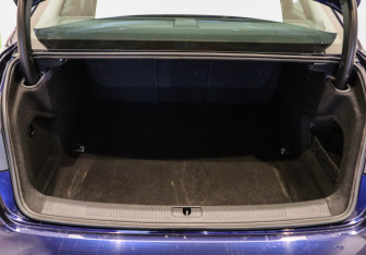 Подержанный автомобиль Audi A4 Sedan 2020 года (26 фото)