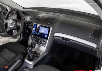 Подержанный автомобиль Skoda Octavia Liftback 2013 года (7 фото)