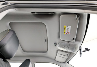 Подержанный автомобиль Москвич 3 2023 года (22 фото)