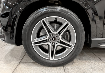 Подержанный автомобиль Mercedes-Benz GLE 2019 года (18 фото)