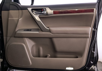 Подержанный автомобиль Lexus GX 2013 года (25 фото)