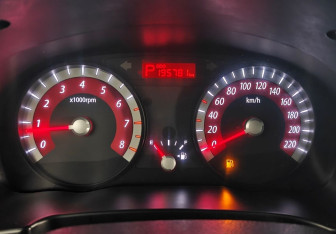 Подержанный автомобиль Kia Rio Sedan 2011 года (12 фото)