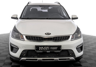 Подержанный автомобиль Kia Rio Hatchback 2019 года (2 фото)