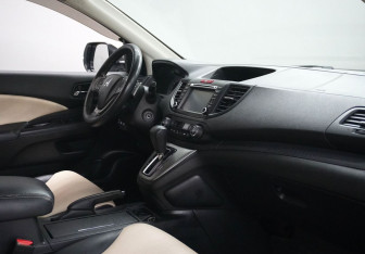 Подержанный автомобиль Honda CR-V 2014 года (12 фото)