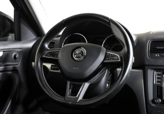 Подержанный автомобиль Skoda Yeti 2016 года (12 фото)