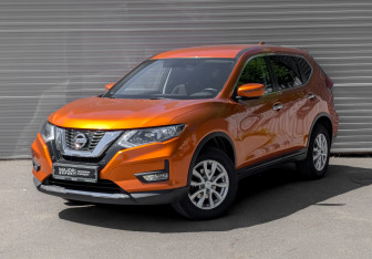 Подержанный автомобиль Nissan X-Trail 2021 года (1 фото)