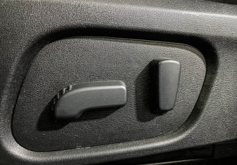 Подержанный автомобиль Subaru Forester Suv 2013 года (14 фото)