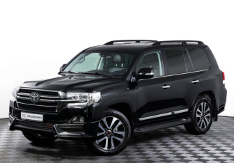 Подержанный автомобиль Toyota Land Cruiser Suv 2019 года (25 фото)