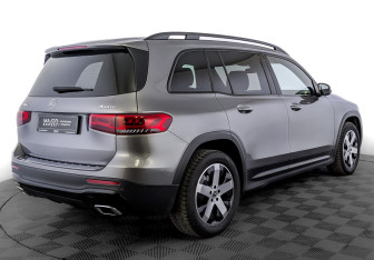 Подержанный автомобиль Mercedes-Benz GLB 2021 года (5 фото)
