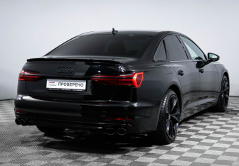 Подержанный автомобиль Audi A6 Sedan 2021 года (5 фото)