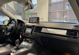 Подержанный автомобиль Volkswagen Touareg 2014 года (10 фото)