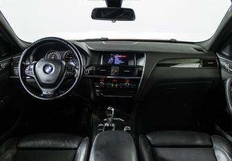 Подержанный автомобиль BMW X4 2015 года (14 фото)