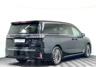 Подержанный автомобиль Voyah Dream 2023 года (5 фото)