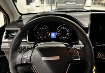 Подержанный автомобиль Haval M6 2024 года (11 фото)